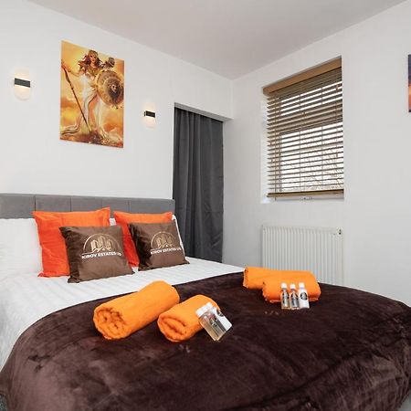 Athena Apartment - The Wisdom Of Town Southampton Esterno foto